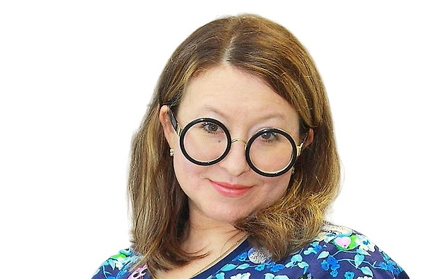 Цинеккер Дина Айдаровна